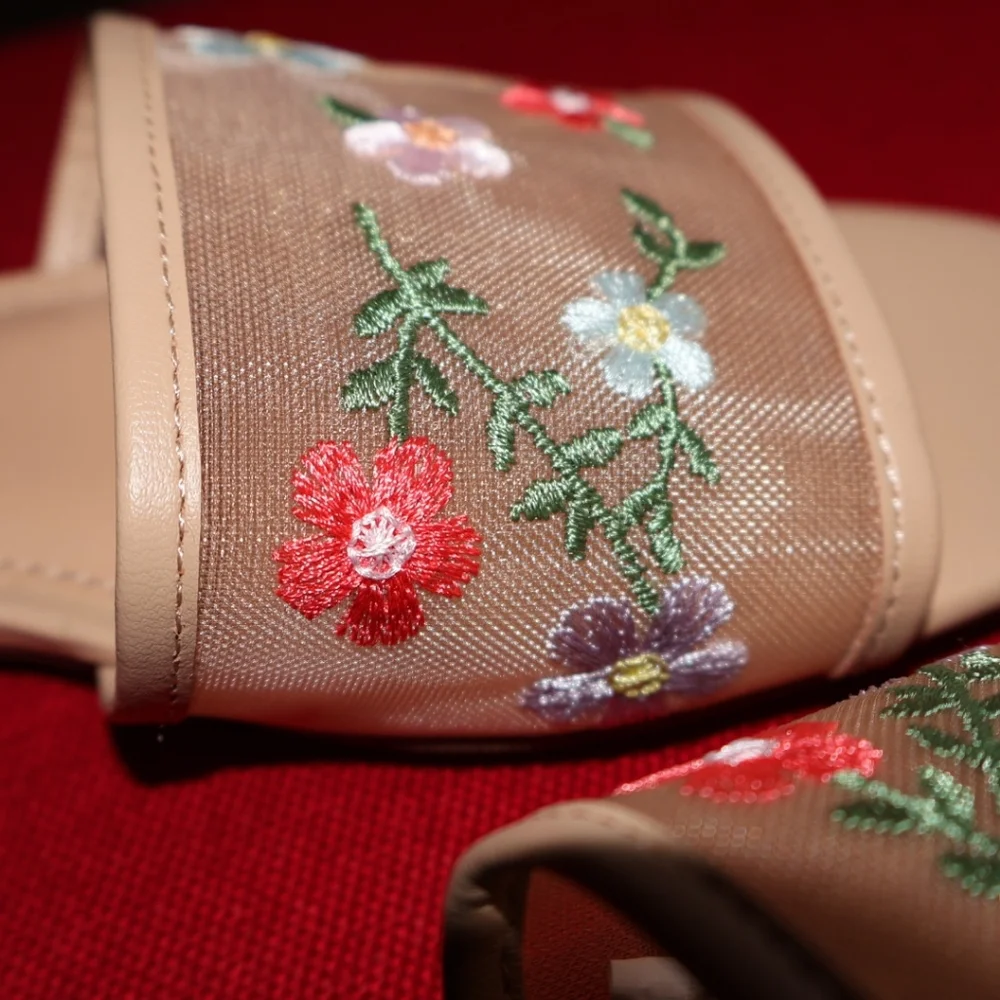 A New Day Tan Floral Embroidered Slide Sandals. Women's 7 1/2. NWOT. - Picture 8 of 8